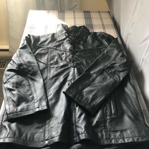 Leather pull-over shirt, Men's M or Lady's L. EUC, front slash pockets,